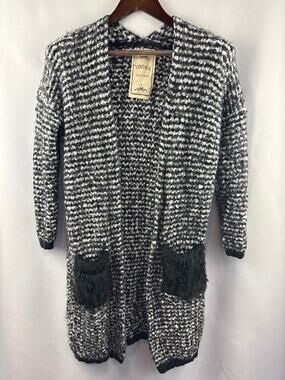 Women’s Vintage Concept Small Black & White Fuzzy Cardigan